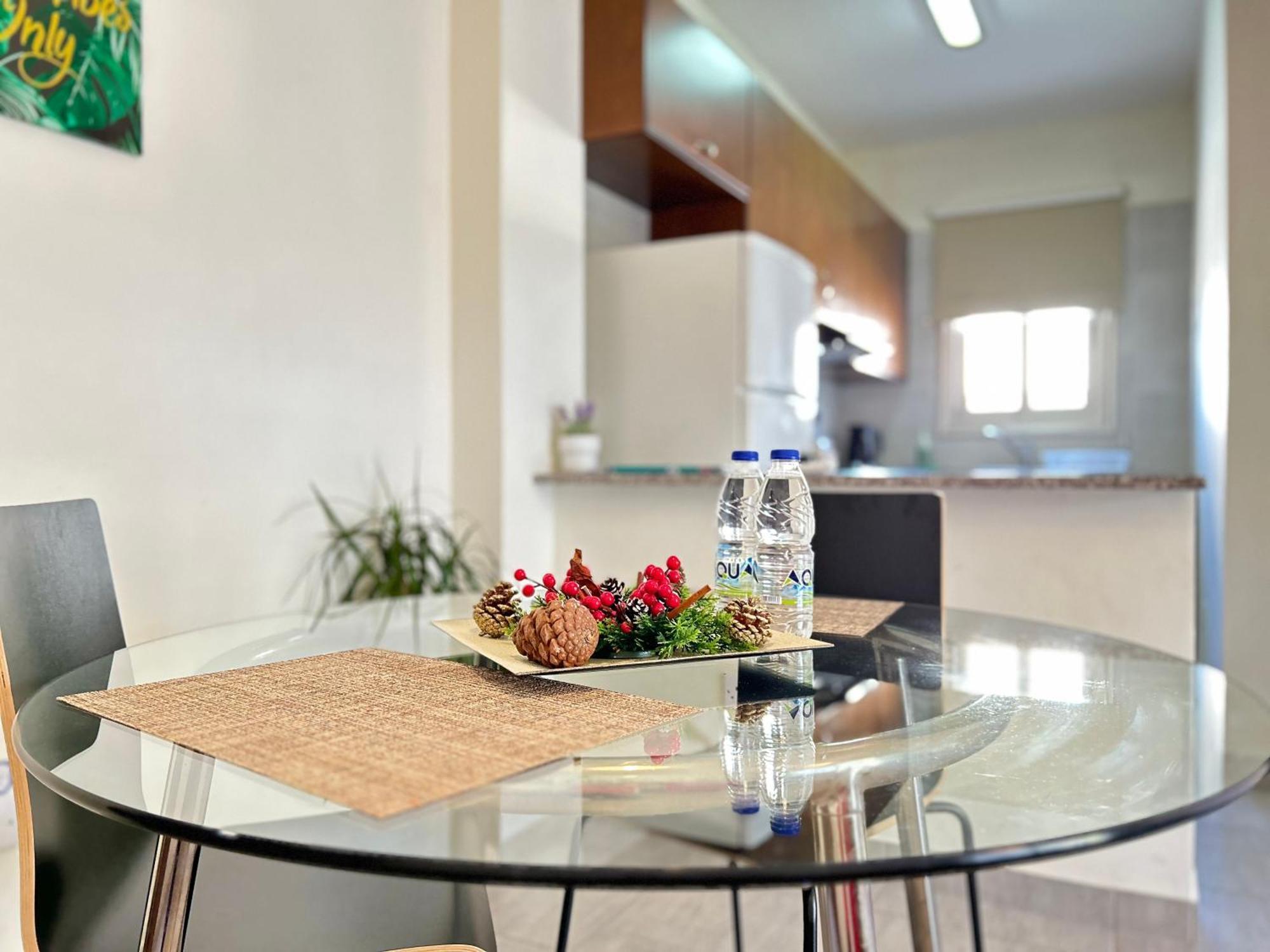 Sun Julz Apartments On The Beach Пафос Екстериор снимка